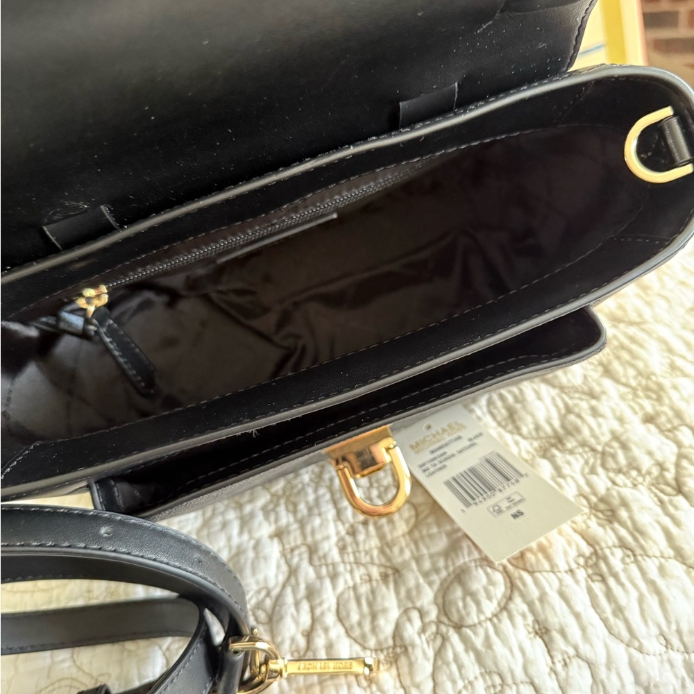 🌟NWT🌟 Michael Kors Manhattan Black & Grey Satchel w/ Gold Accents - Picture 11 of 15